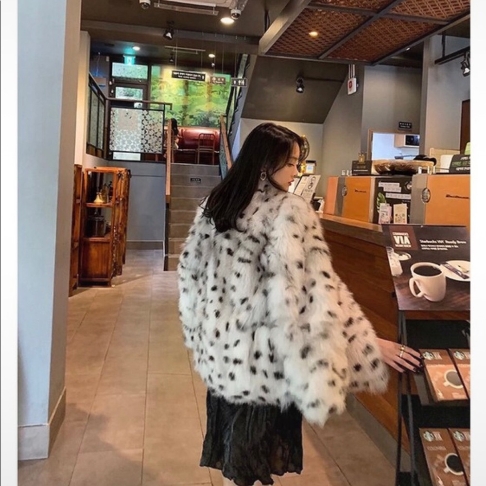 Brand new fox fur coat